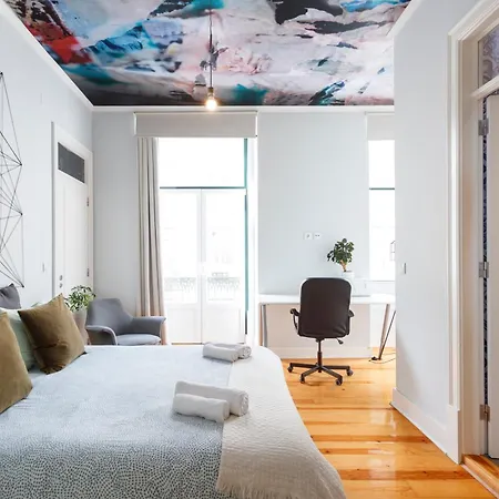 Privatunterkunft Pleasant Bedrooms In Shared House In The Center Of Praca Da Figueira