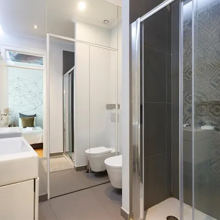 Pleasant Bedrooms In Shared House In The Center Of Praca Da Figueira Homestay szállás Lisboa